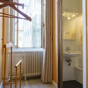 Economy Kamer met een King Size Bed